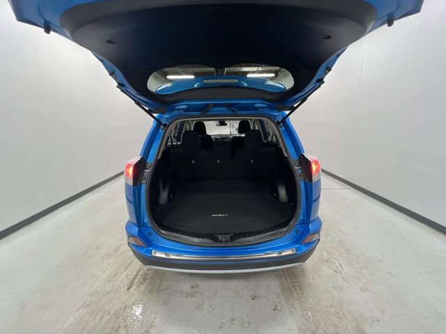 Used 2018 Toyota RAV4 XLE image 25