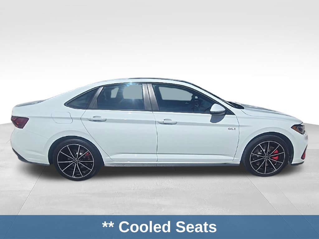 Used 2025 Volkswagen Jetta GLI Autobahn FWD image 7