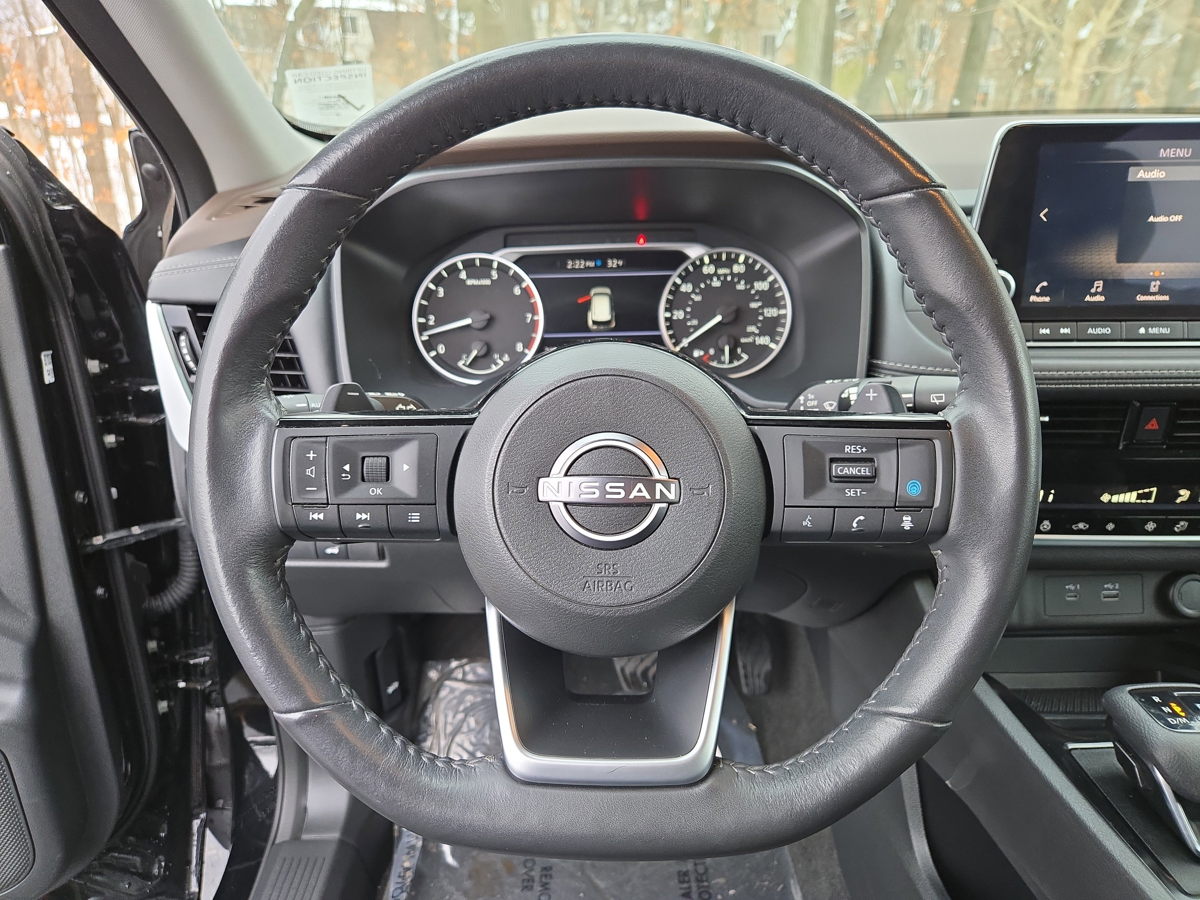 Used 2022 Nissan Rogue SV w/ SV Premium Package image 17