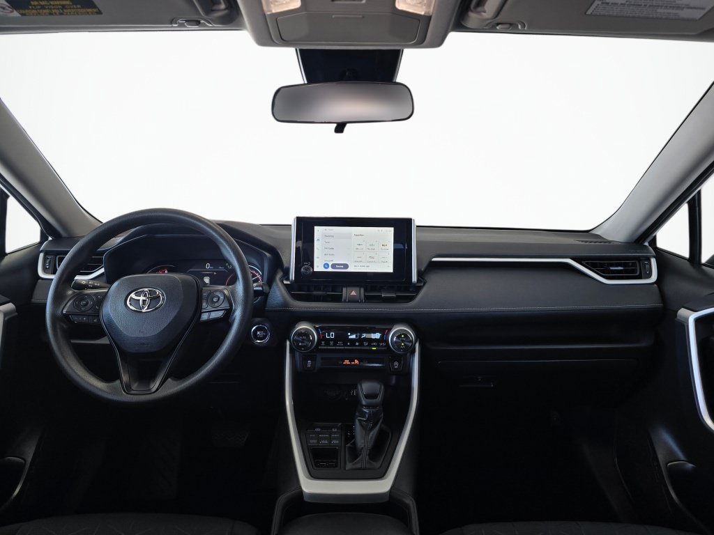 Certified 2025 Toyota RAV4 XLE AWD/4WD image 31