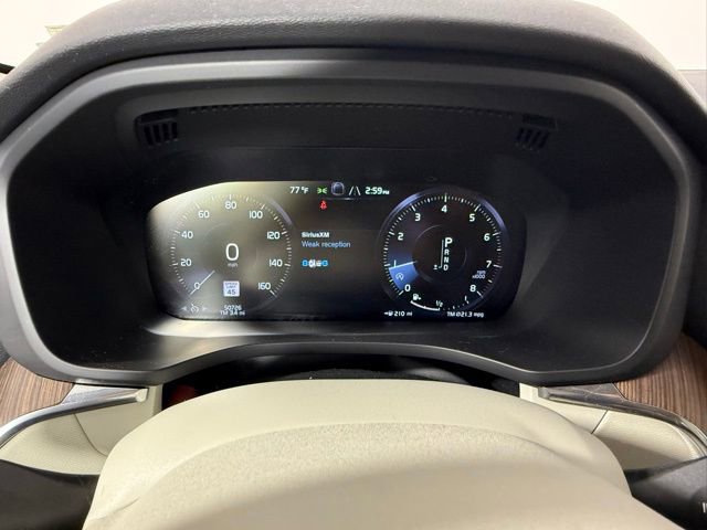 Used 2021 Volvo XC60 T5 Momentum w/ Climate Package image 18