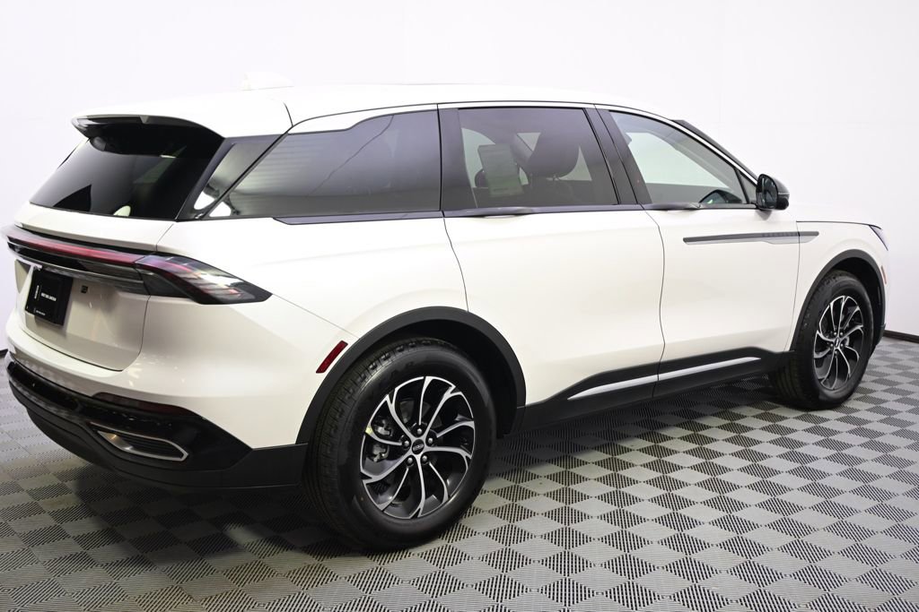 New 2026 Lincoln Nautilus Premier w/ Equipment Group 102A image 7