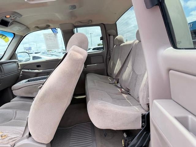 Used 2006 Chevrolet Silverado 1500 LT w/ Light Duty Power Package AWD/4WD image 12