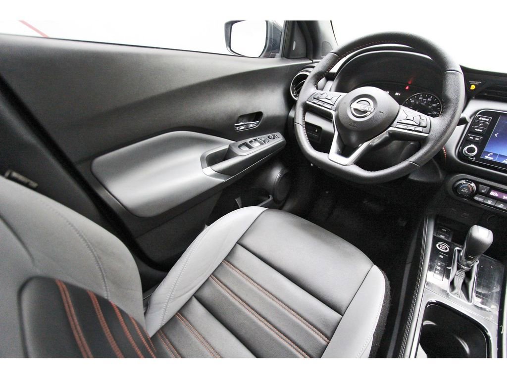 Used 2023 Nissan Kicks SR w/ SR Premium Package image 6