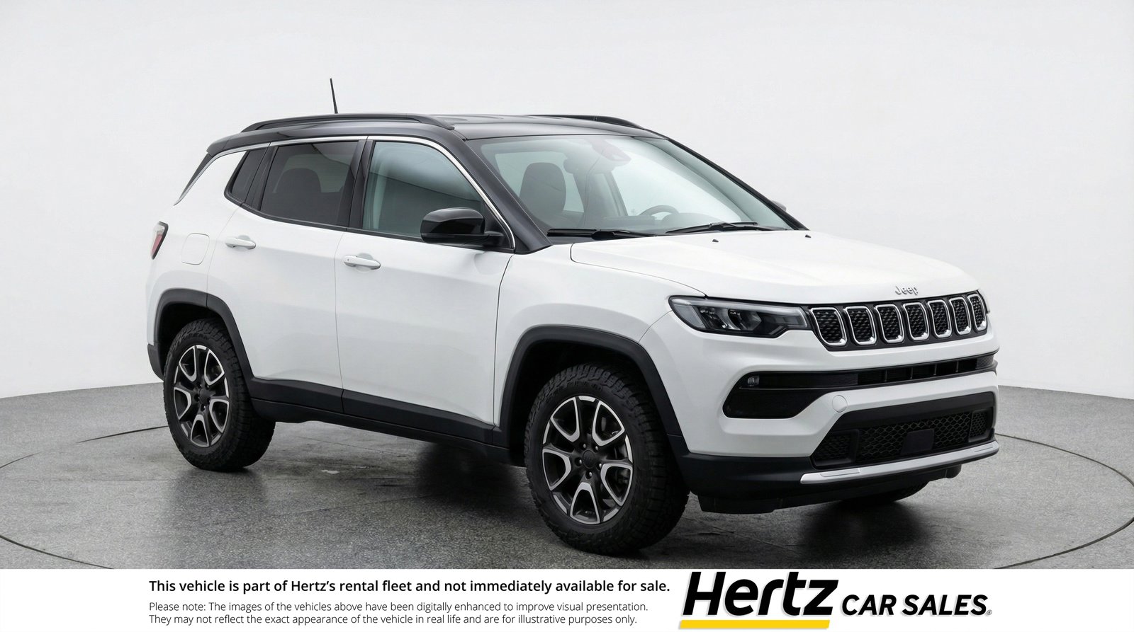 Used 2025 Jeep Compass Trailhawk image 1