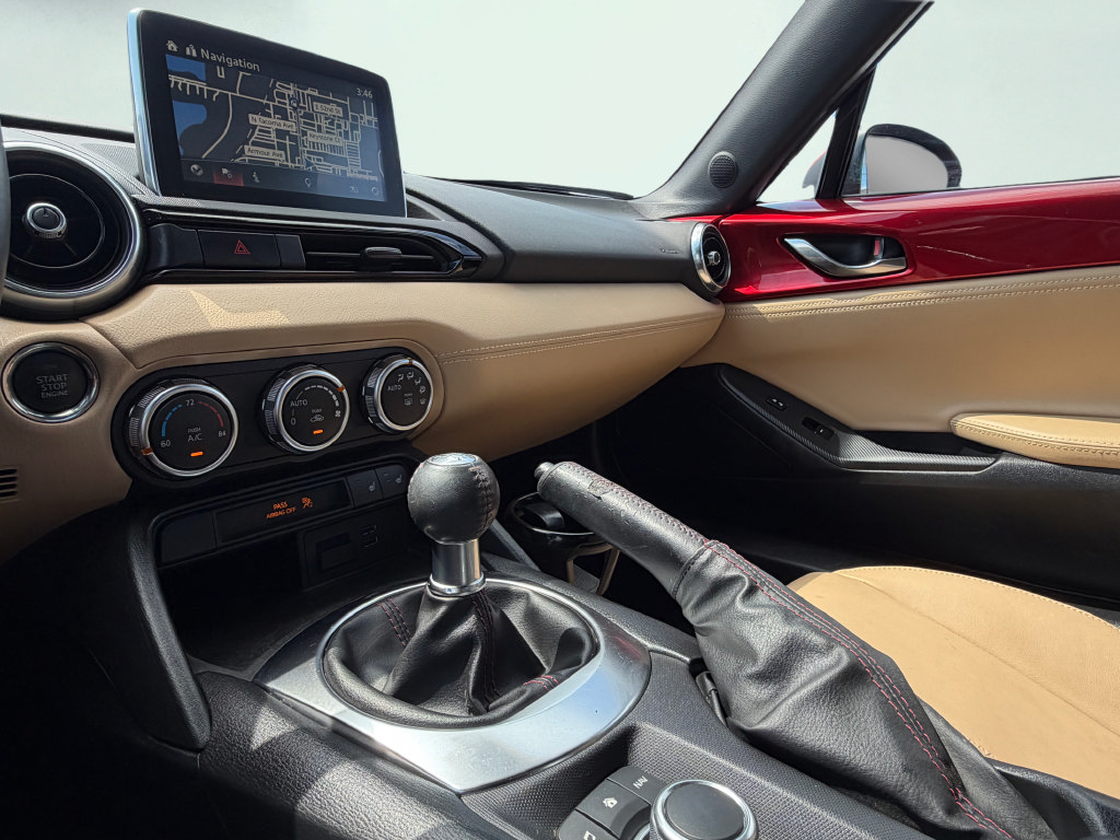 Used 2017 MAZDA MX-5 Miata Grand Touring RWD image 20