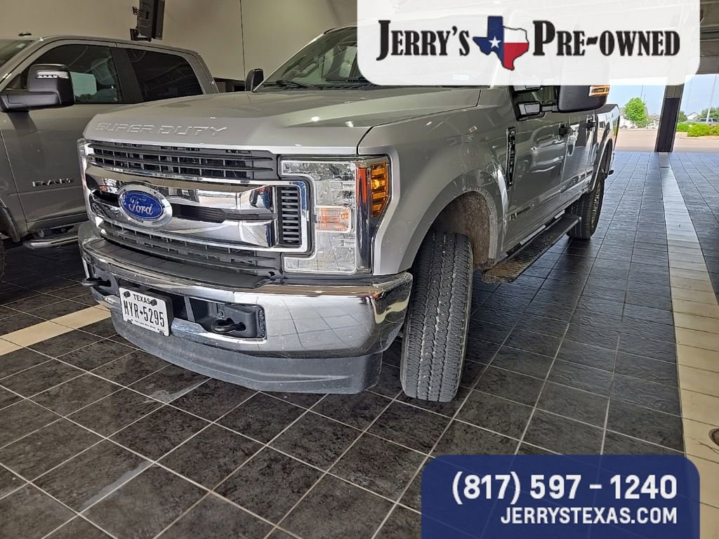 Used 2019 Ford F250 XLT AWD/4WD image 2