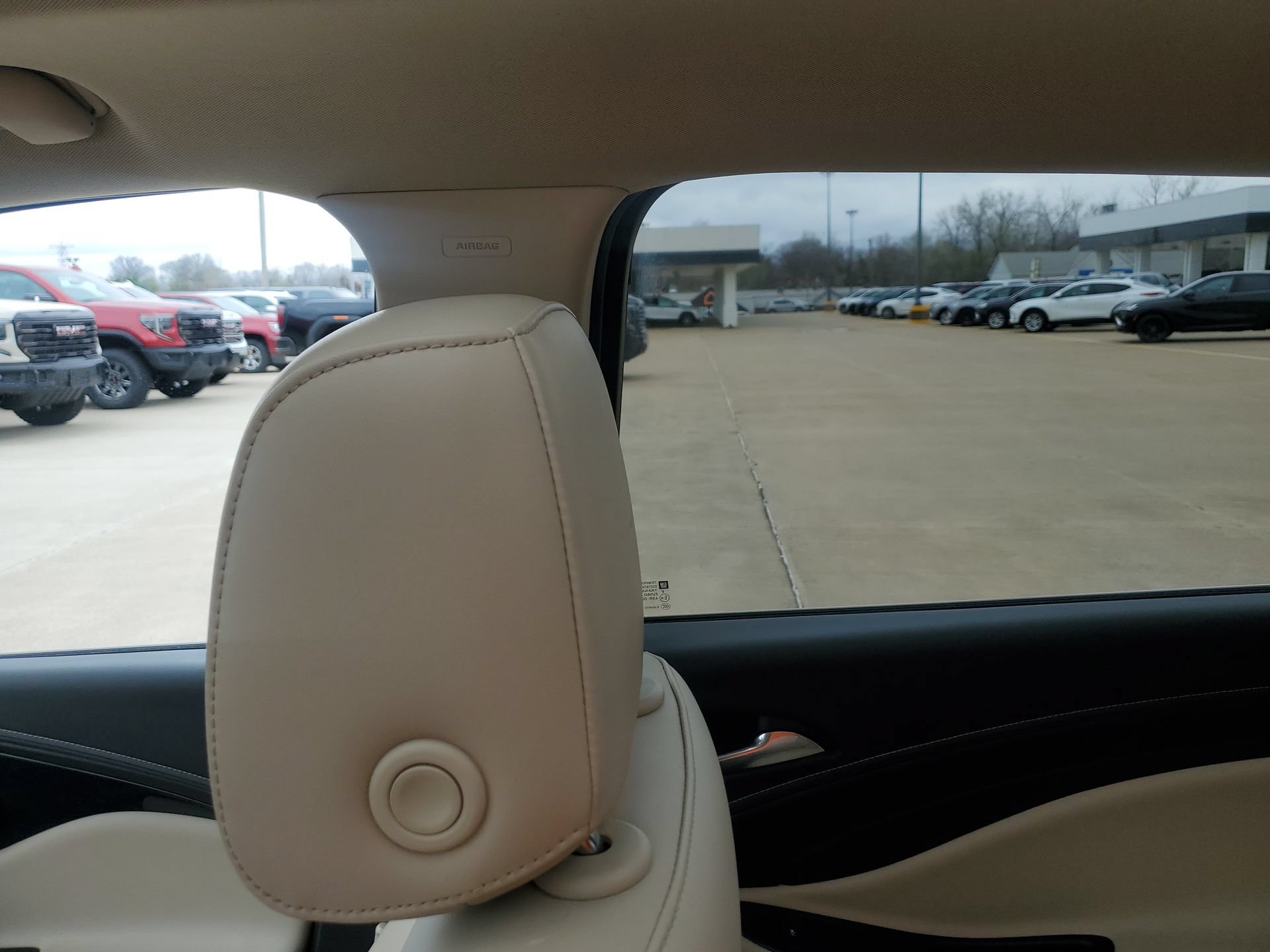 Used 2017 Buick Envision Premium AWD/4WD image 12