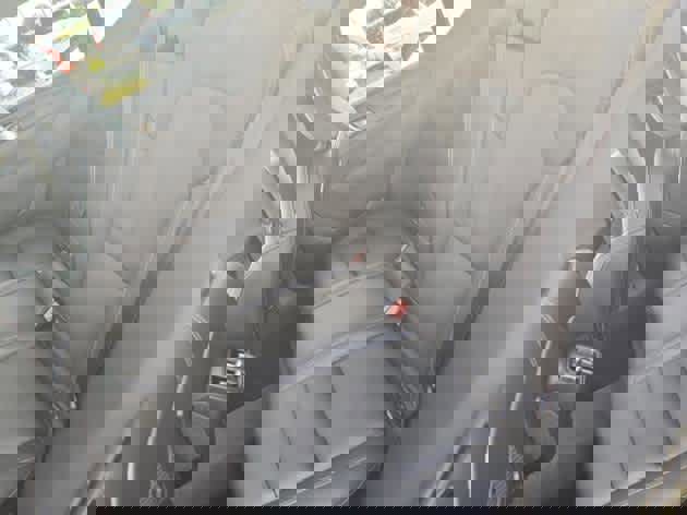 Used 2024 Volvo XC40 B5 Plus w/ Climate Package image 6