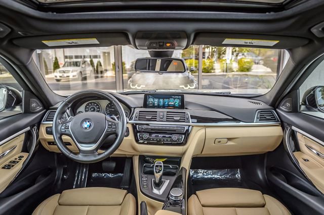 Used 2017 BMW 340i xDrive Sedan image 3