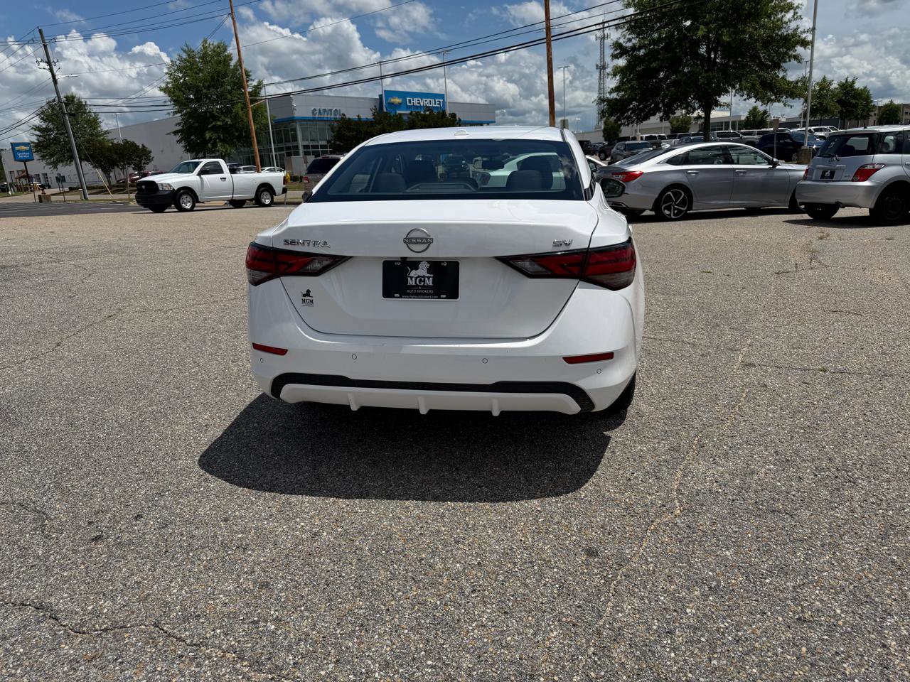 Used 2024 Nissan Sentra SV FWD image 19
