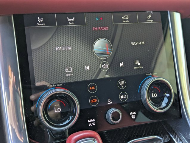 Used 2022 Land Rover Range Rover Sport SVR AWD/4WD image 21