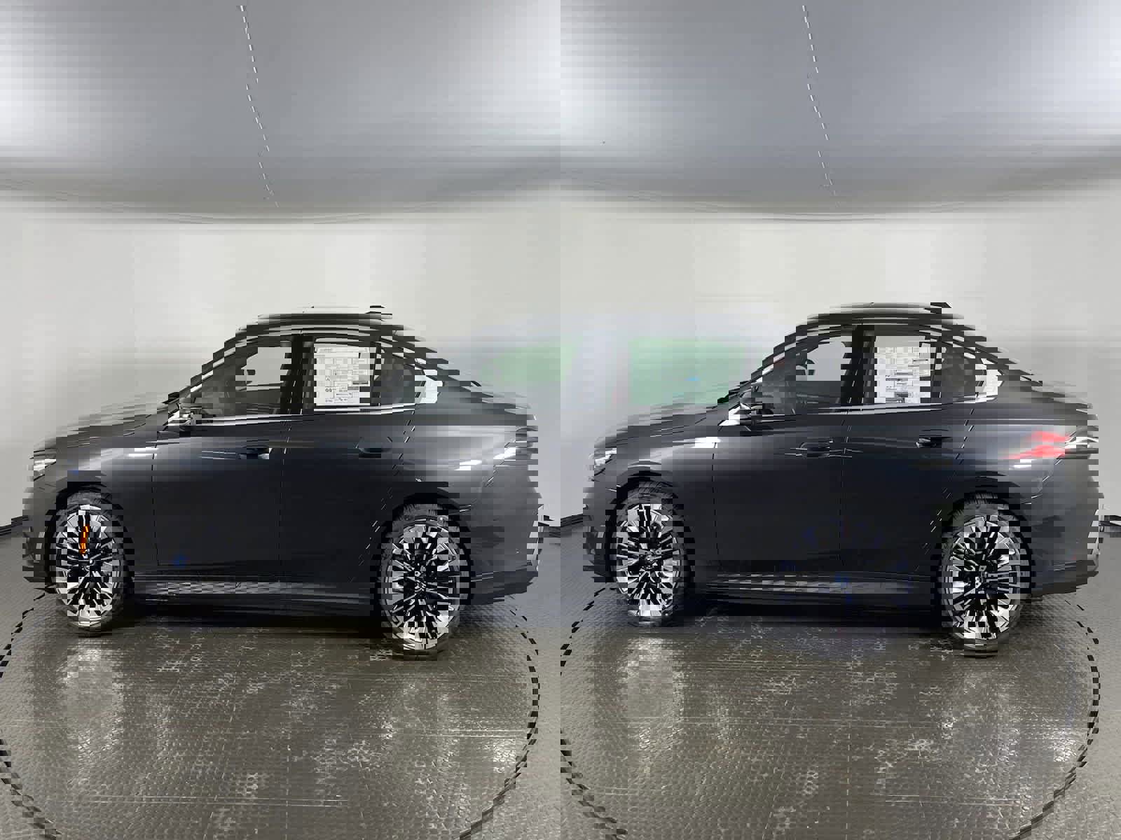 Certified 2024 BMW i5 eDrive40i w/ Premium Package image 7