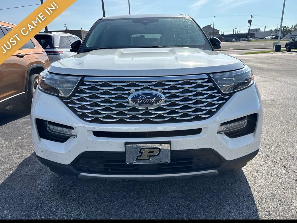 Used 2023 Ford Explorer Platinum w/ Technology Package AWD/4WD image 2