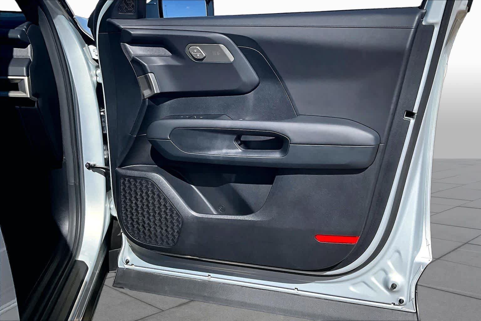 Certified 2027 Kia Telluride EX w/ Towing Package FWD image 22