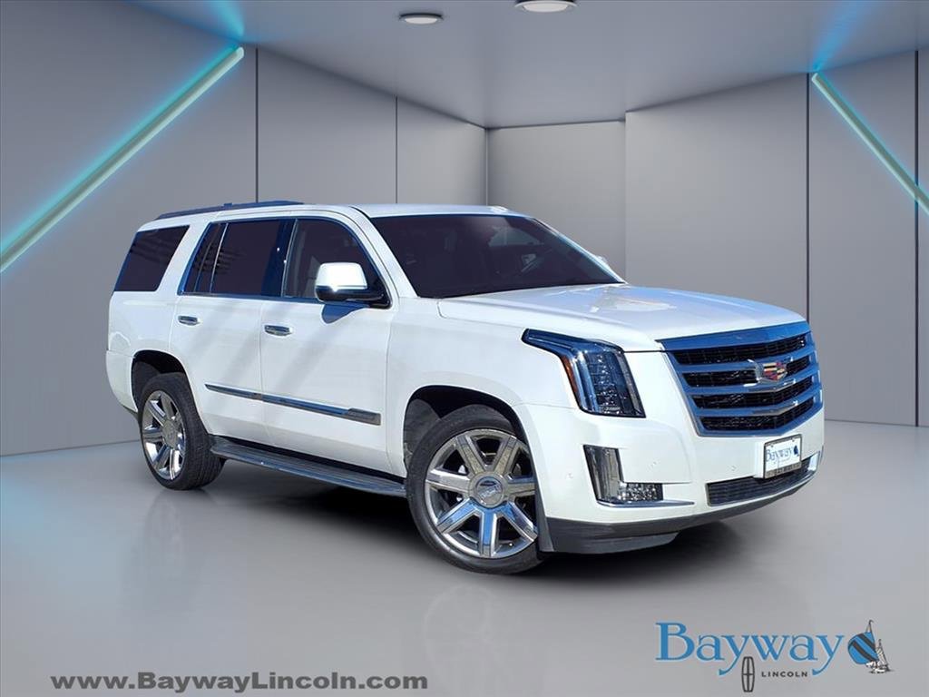 Used 2018 Cadillac Escalade Luxury