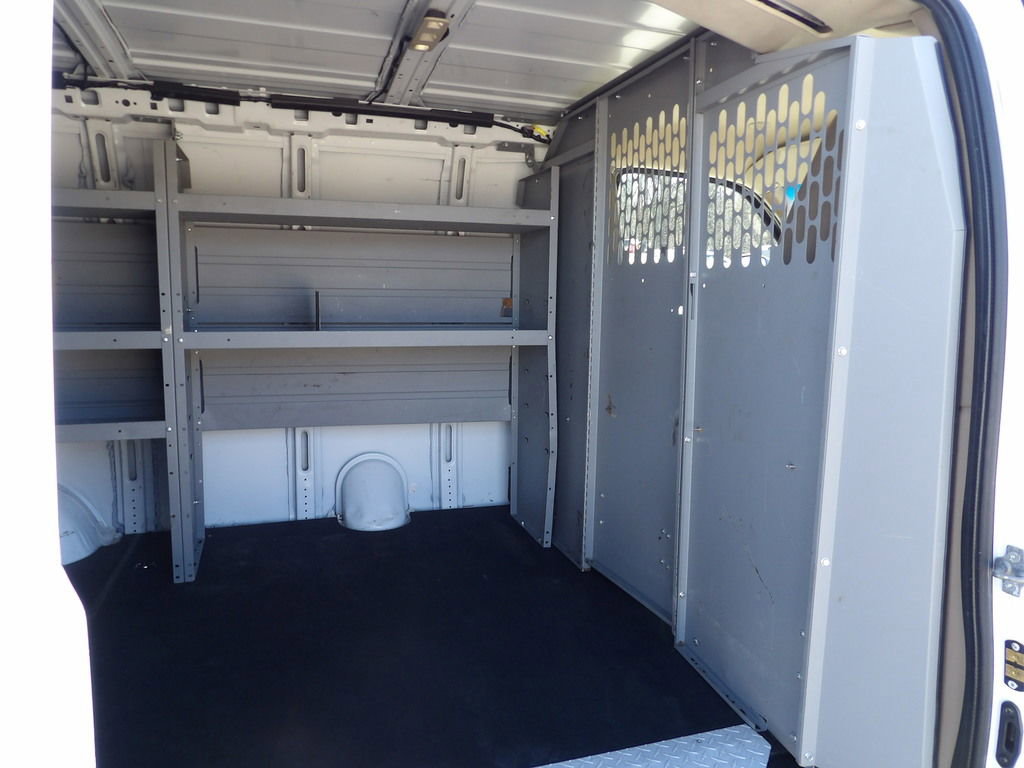 Used 2022 Chevrolet Express 3500 w/ Driver Convenience Package image 26