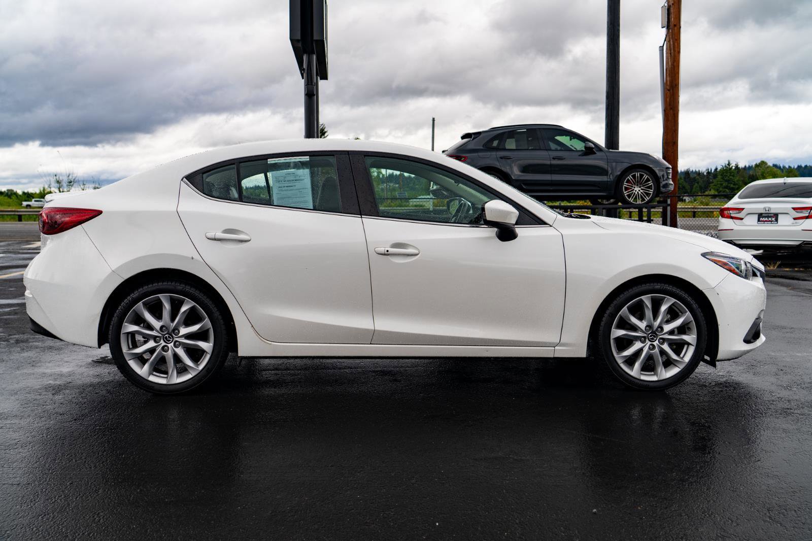 Used 2014 MAZDA MAZDA3 s Touring FWD image 8
