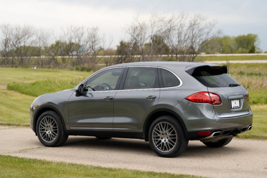 Used 2013 Porsche Cayenne Diesel AWD/4WD image 7