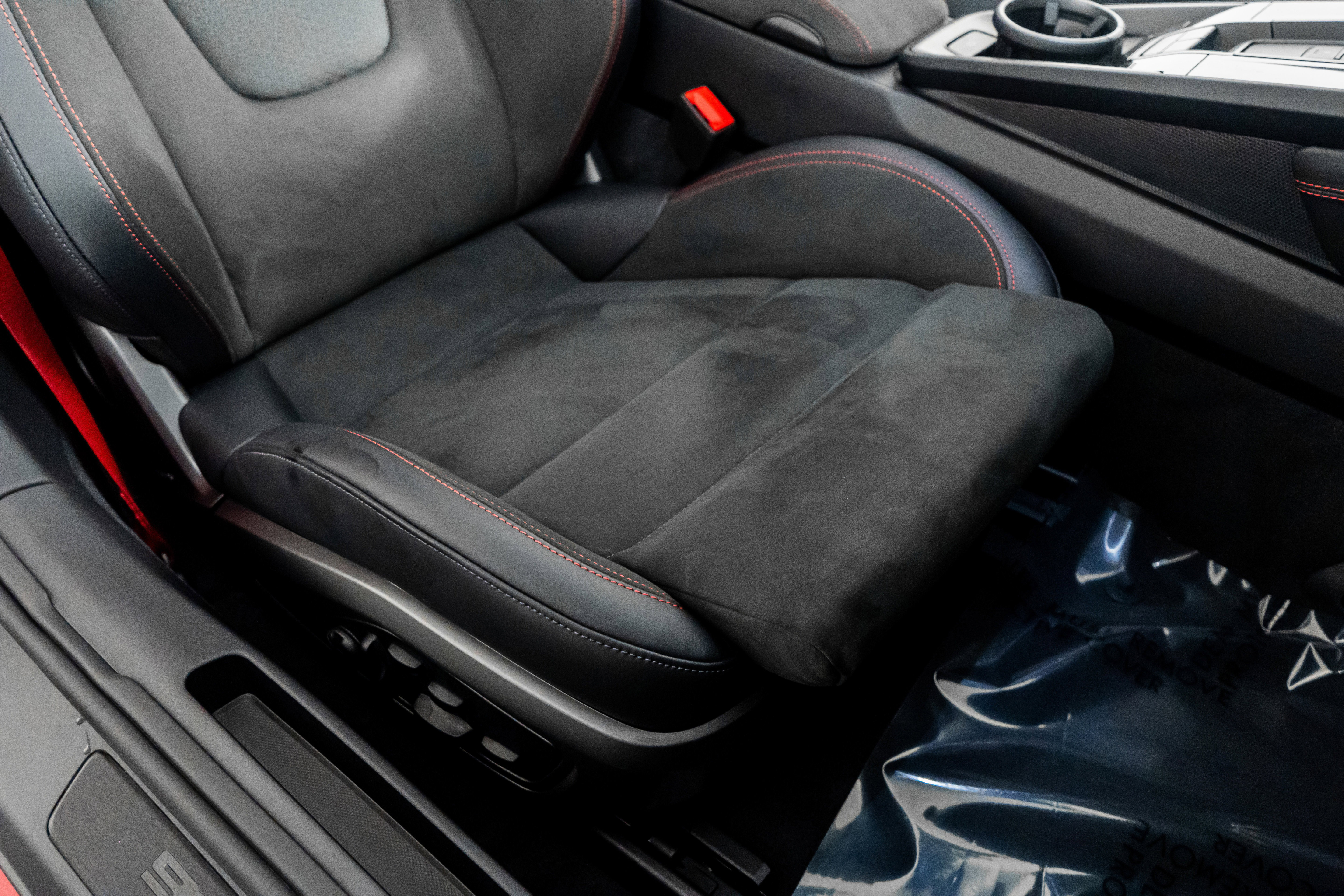 Used 2026 Porsche 911 Targa 4 GTS w/ Premium Package image 33