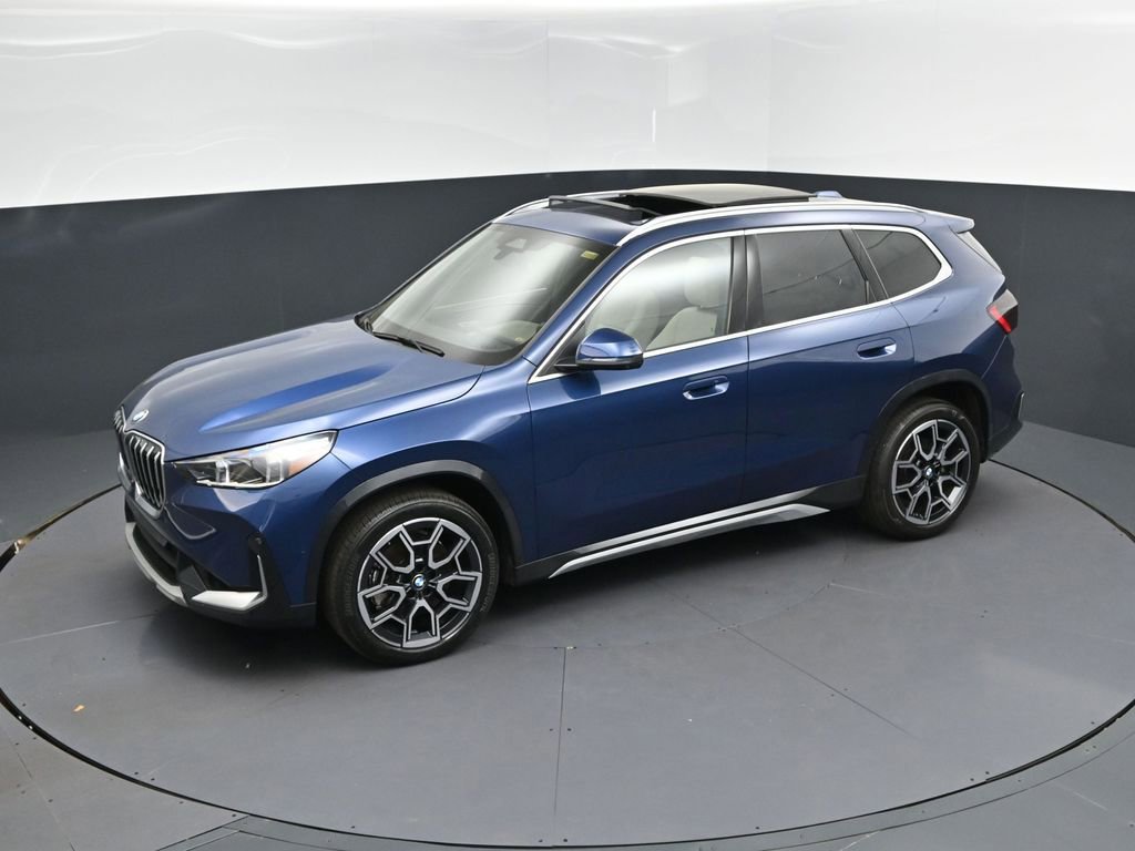 Certified 2025 BMW X1 xDrive28i image 1