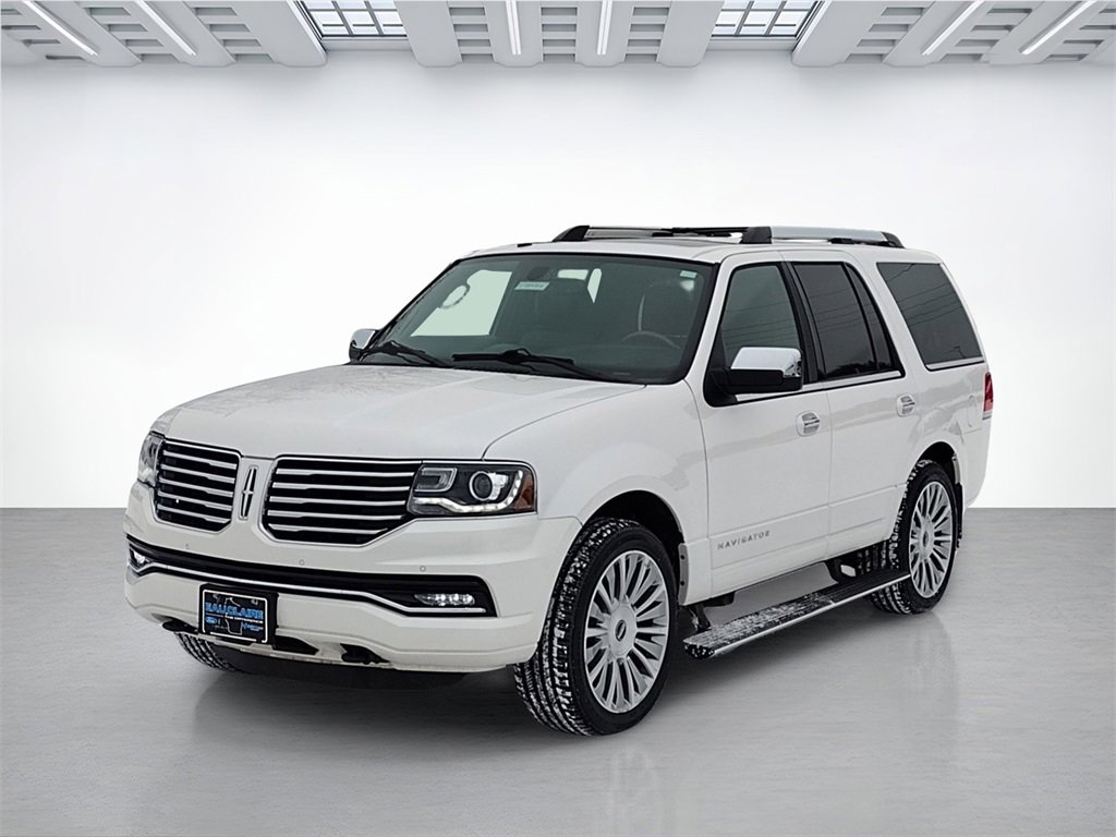 Used 2017 Lincoln Navigator Select image 7