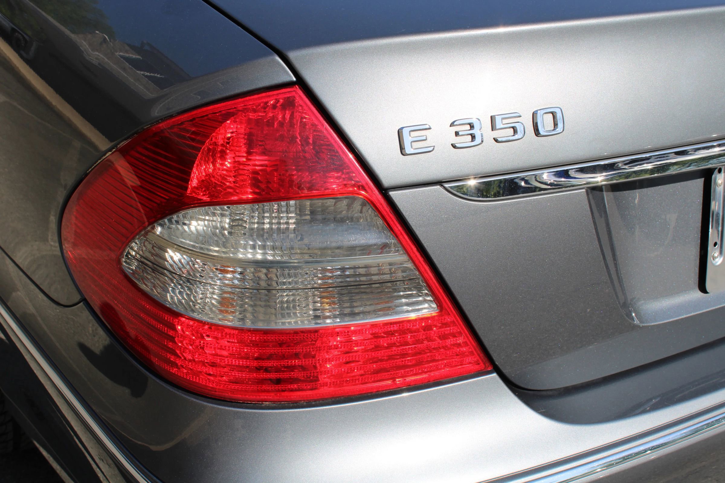 Used 2008 Mercedes-Benz E 350 4MATIC Sedan image 28