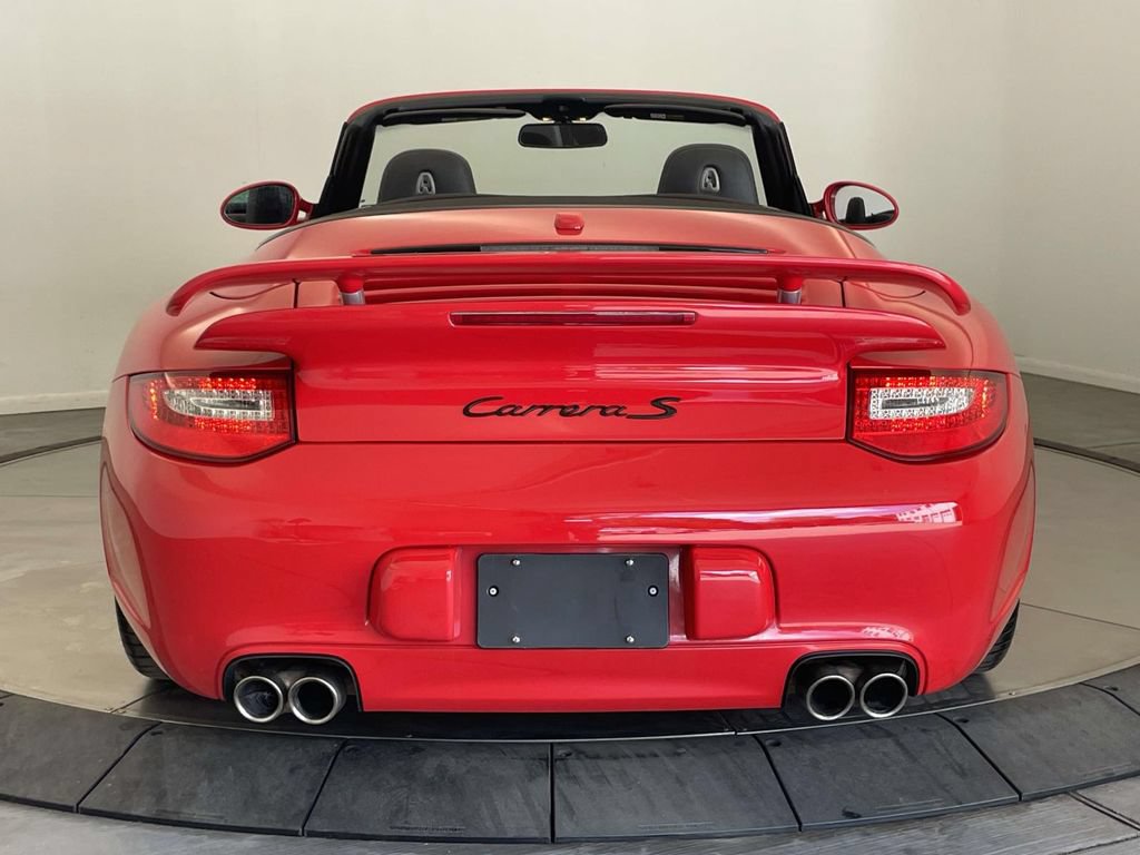 Used 2010 Porsche 911 Carrera S RWD image 6