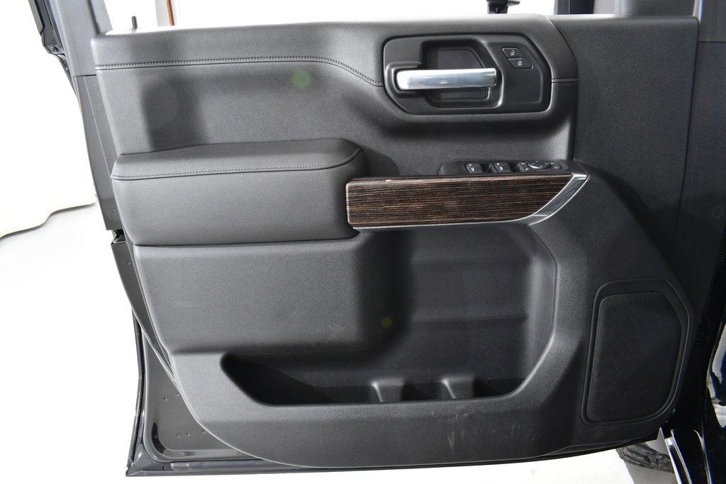 Used 2021 GMC Sierra 2500 SLE w/ SLE Value Package; image 26