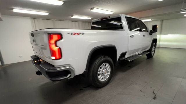 Certified 2024 Chevrolet Silverado 2500 LTZ w/ LTZ Convenience Package AWD/4WD image 8