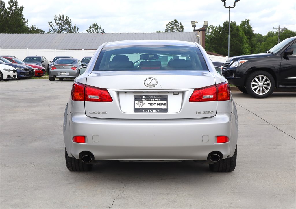 Used 2006 Lexus IS 250 w/ Preferred Accessory Pkg RWD image 6