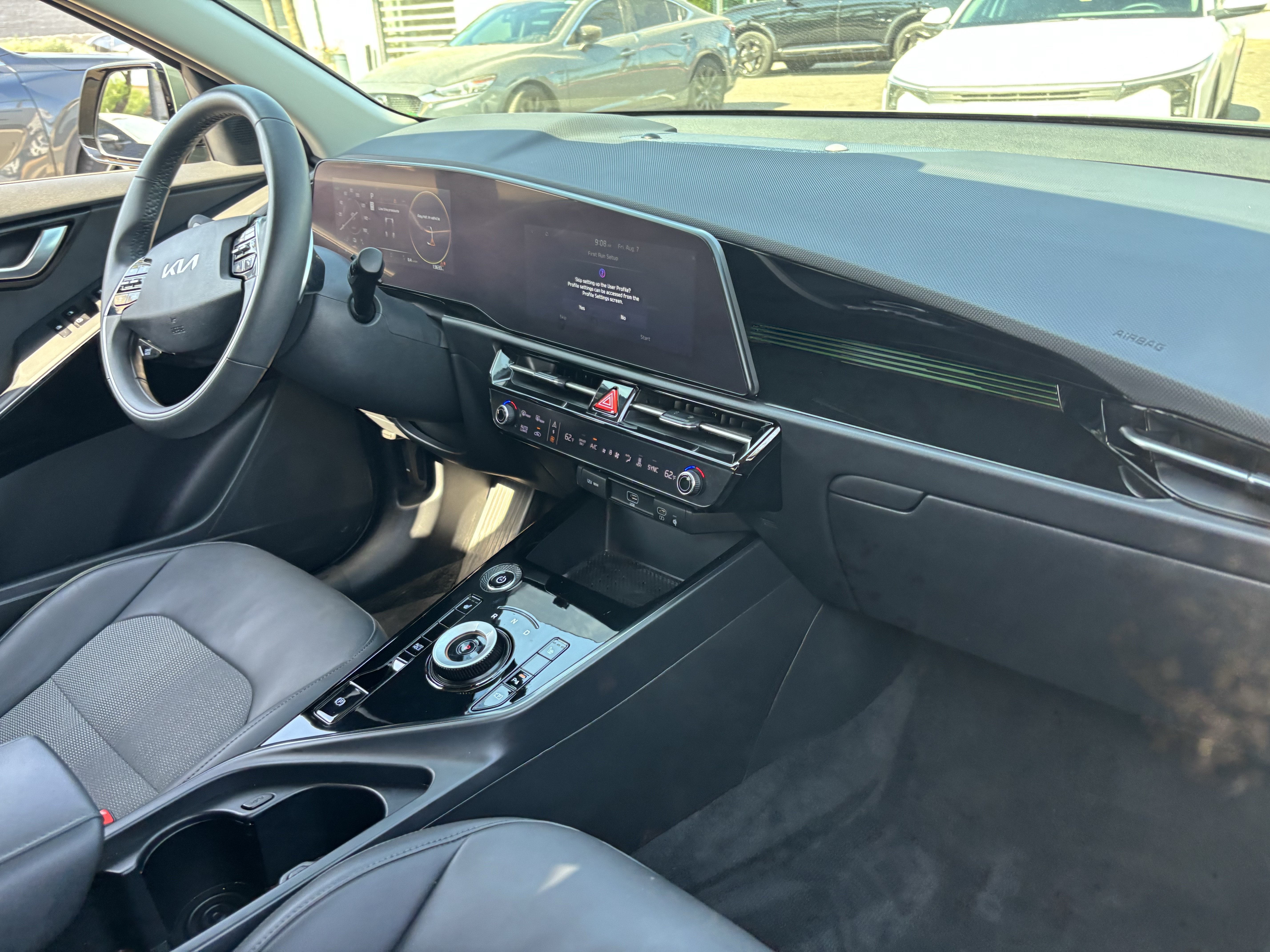 Certified 2023 Kia Niro Wind FWD image 10