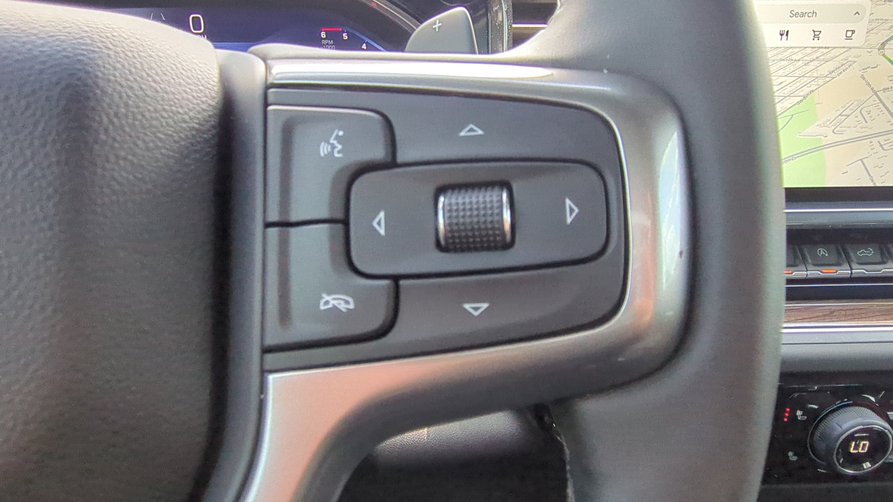 Used 2025 Chevrolet Silverado 1500 RST w/ Convenience Package II RWD image 20