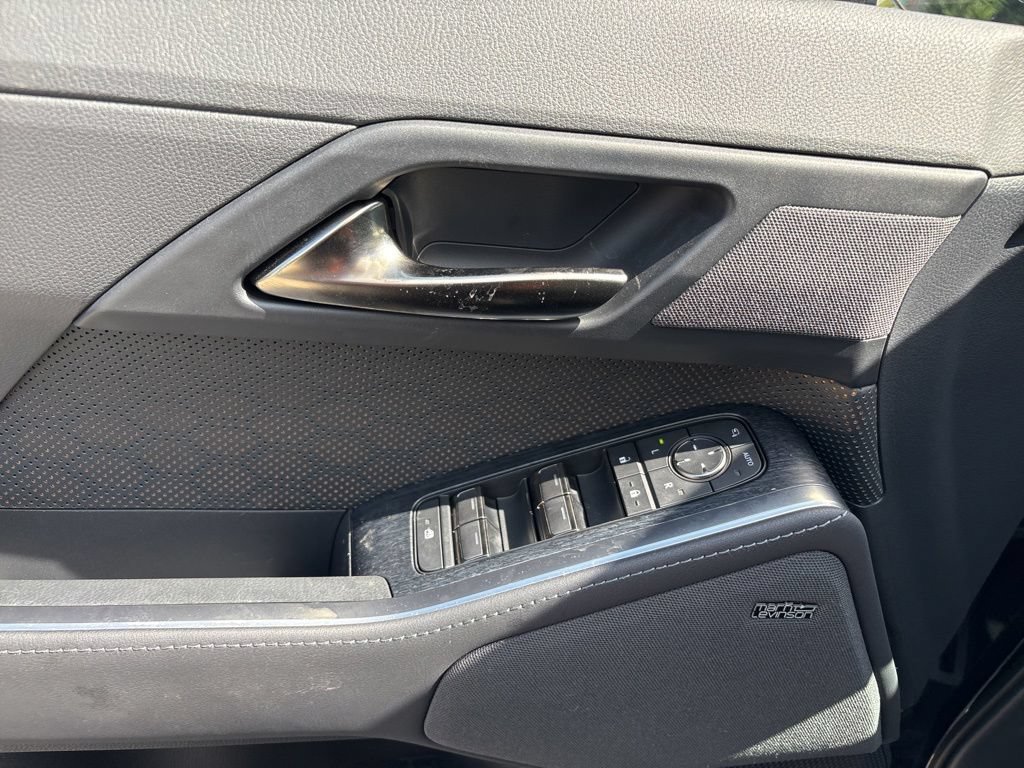 Certified 2025 Lexus GX 550 w/ Accessory Package (2T) AWD/4WD image 11