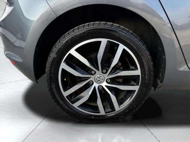 Used 2017 Volkswagen Golf SE image 52