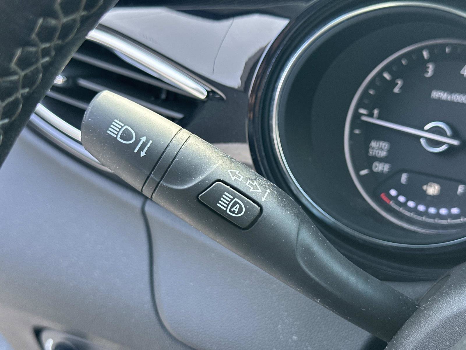 Used 2023 Buick Encore GX Essence w/ Experience Buick Package image 28