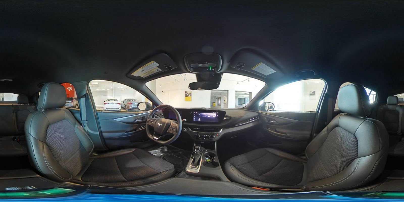 Used 2025 Buick Envista Preferred image 41