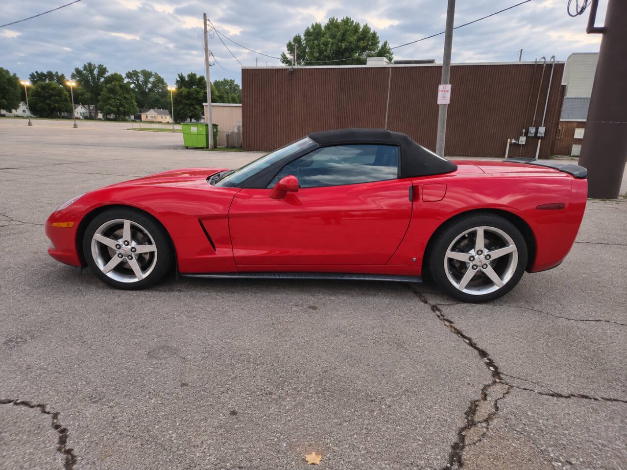 Used 2006 Chevrolet Corvette Convertible w/ Preferred Equipment Group RWD image 7
