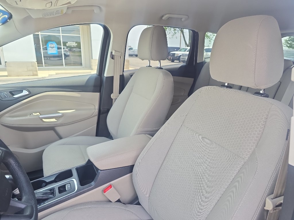 Used 2017 Ford Escape SE AWD/4WD image 12