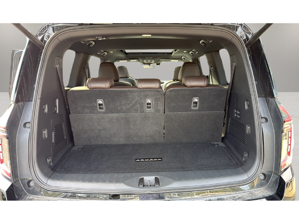 Used 2025 Nissan Armada Platinum w/ Convenience Package AWD/4WD image 29