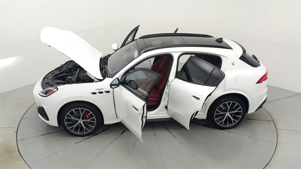 New 2024 Maserati Grecale Trofeo image 29