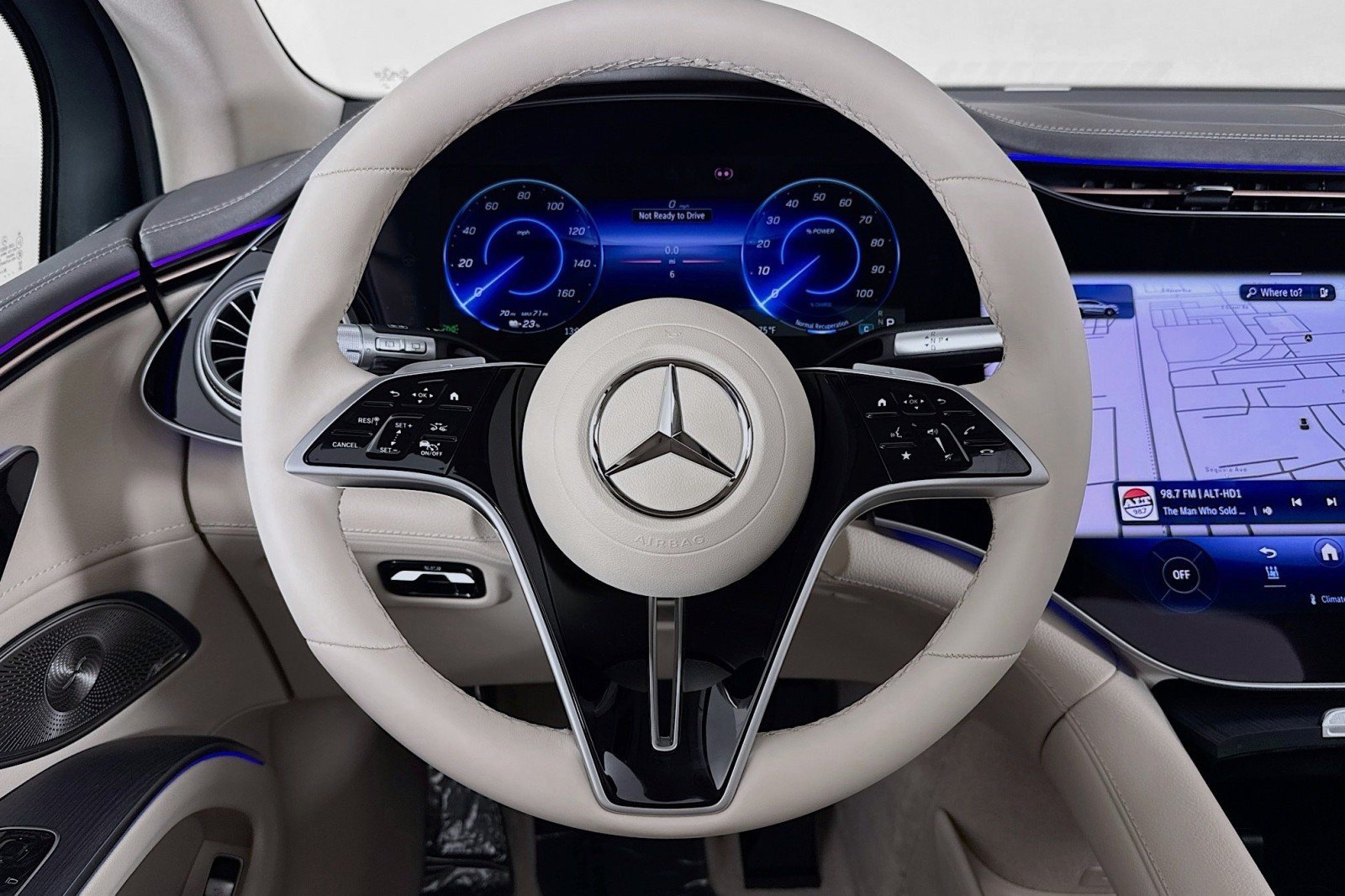 New 2026 Mercedes-Benz EQS 400 4MATIC SUV image 17