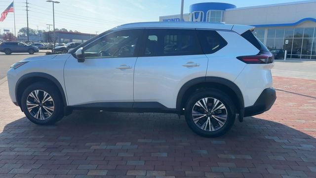 Used 2022 Nissan Rogue SV w/ SV Premium Package image 8