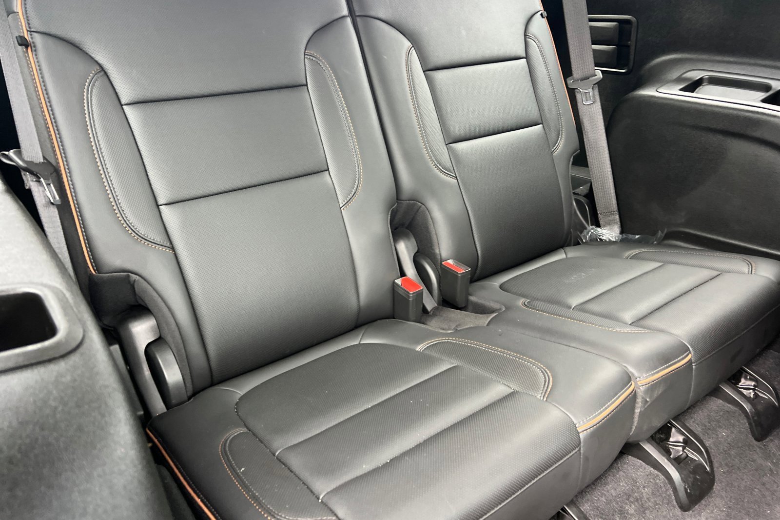 Used 2023 GMC Acadia AT4 w/ Technology Package image 17