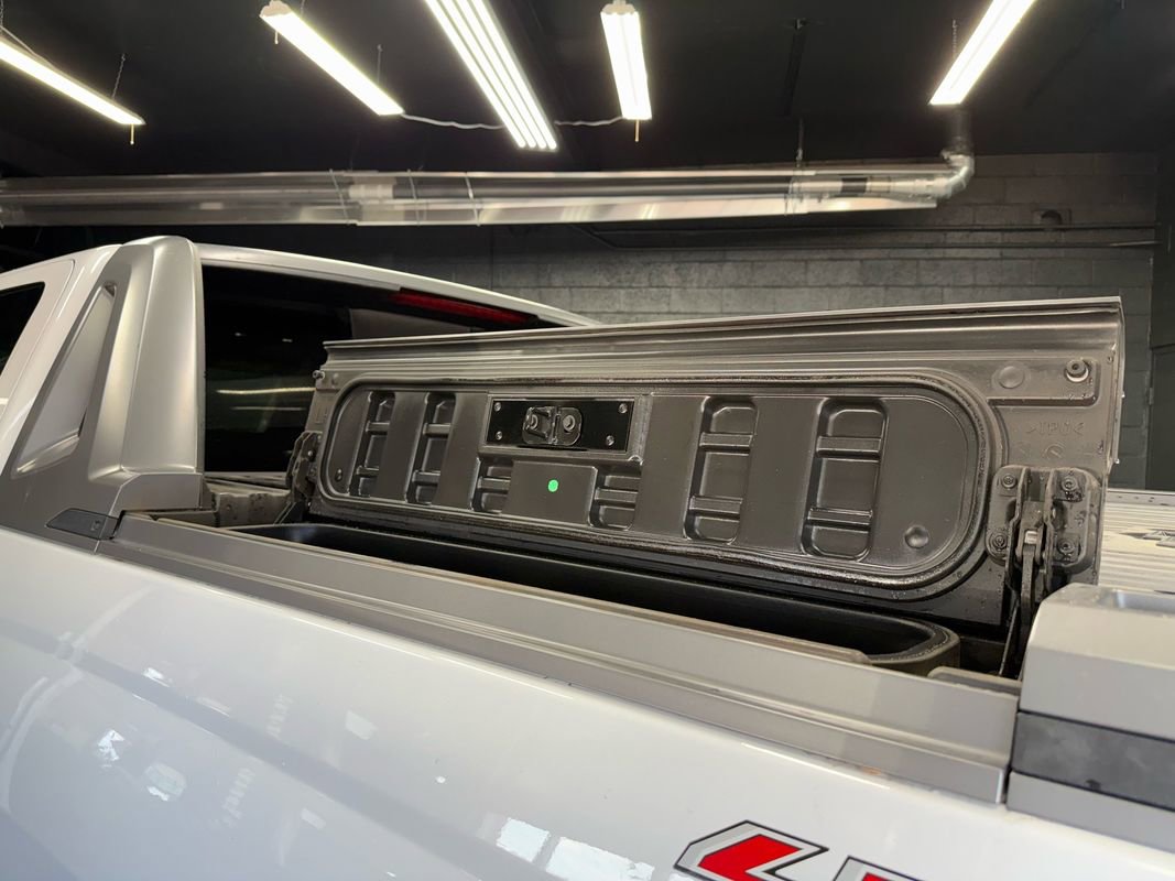 Used 2017 Chevrolet Silverado 1500 LTZ w/ High Desert Package image 19