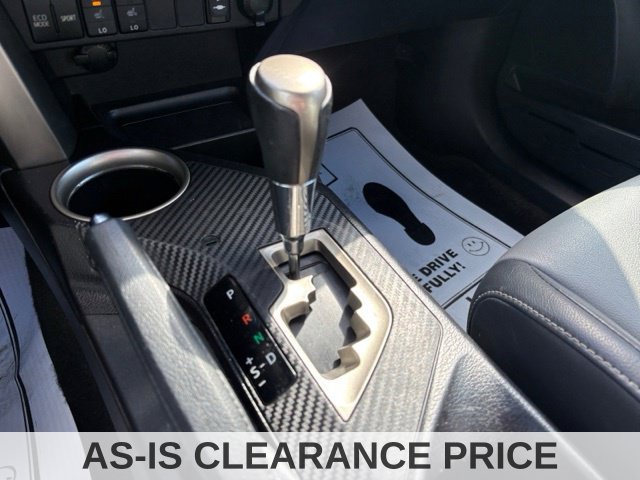 Used 2013 Toyota RAV4 Limited AWD/4WD image 29