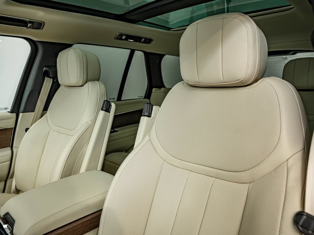 New 2026 Land Rover Range Rover SE AWD/4WD image 30