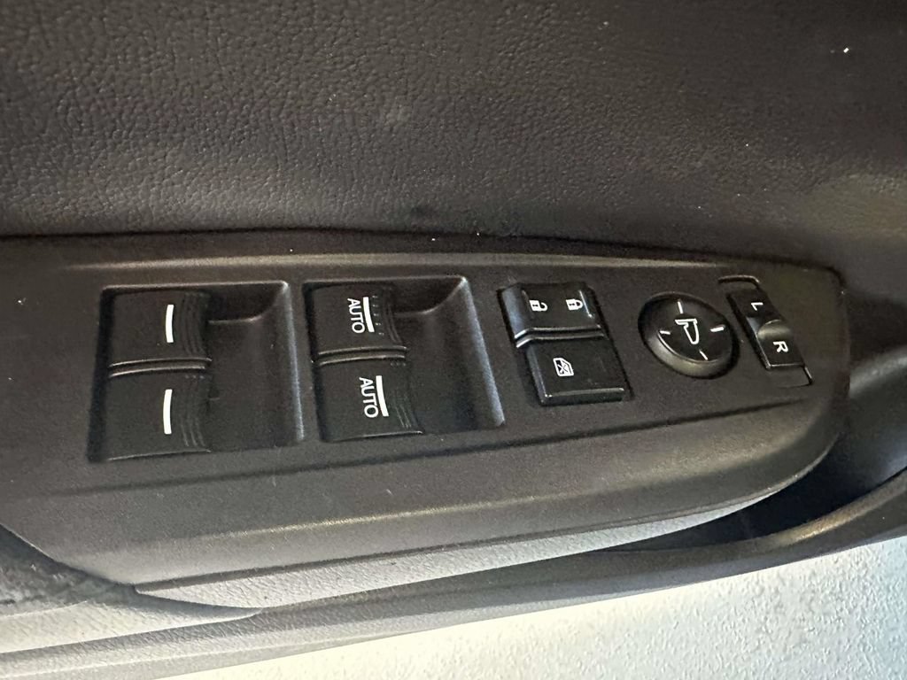 Used 2020 Acura ILX FWD image 19