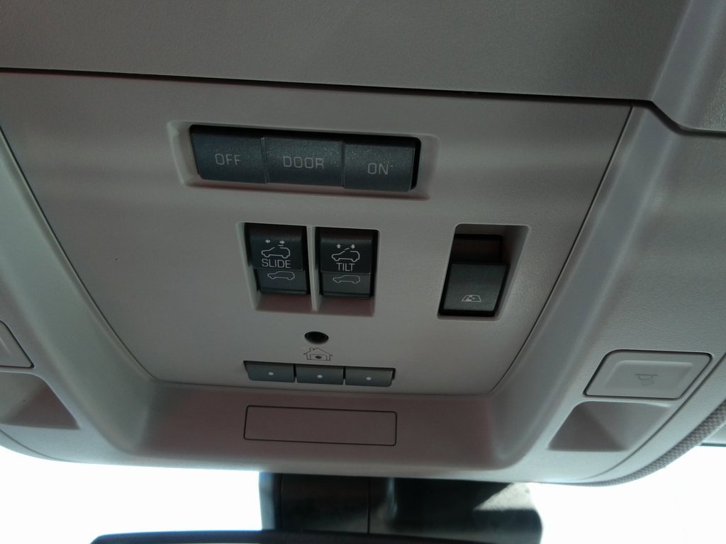 Used 2018 GMC Sierra 3500 Denali w/ Duramax Plus Package image 35