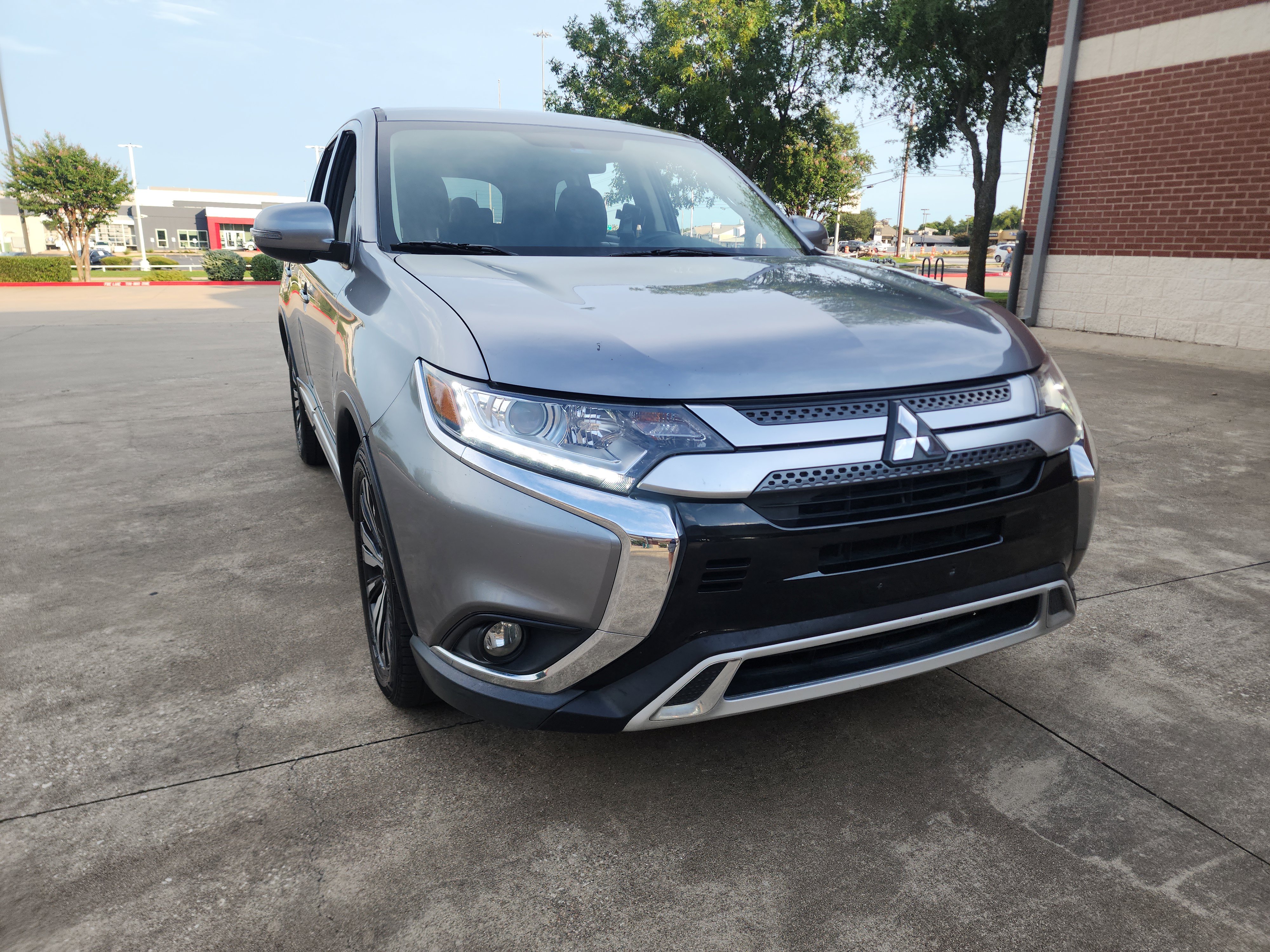 Used 2019 Mitsubishi Outlander SE